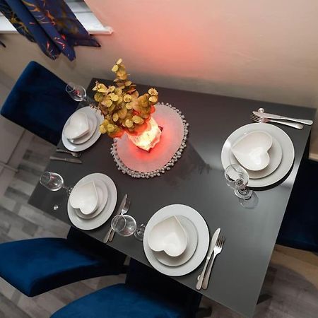 1 Bedroom-Sofabed-Worktable-4-Wifi-Parking London Luaran gambar