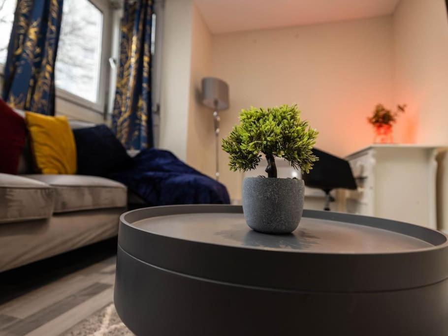 1 Bedroom-Sofabed-Worktable-4-Wifi-Parking London Luaran gambar