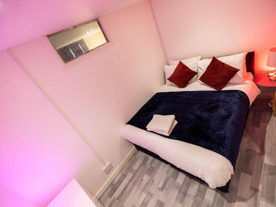 1 Bedroom-Sofabed-Worktable-4-Wifi-Parking London Luaran gambar